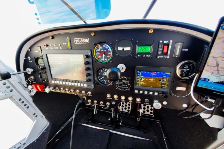 interior-avion-aerodrom-vama-veche
