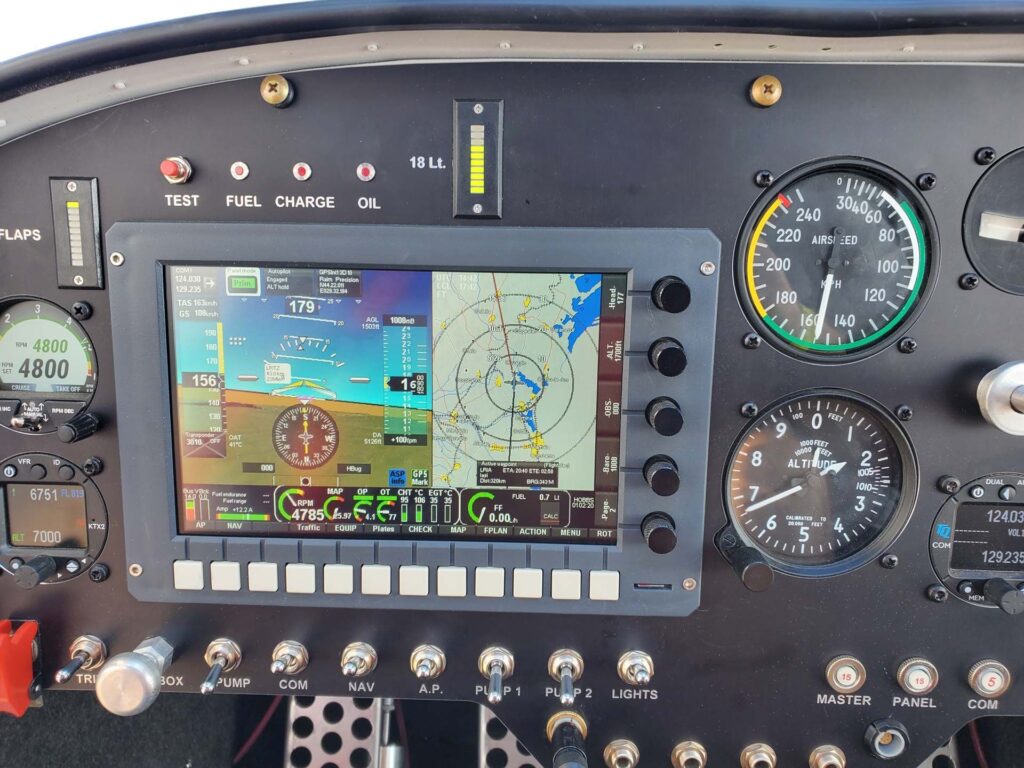 scoala-de-pilotaj-aerodrom-vama-veche